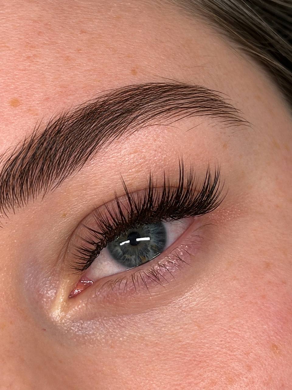 Wispy hybrid eyelash extensions close-up at London Lash Lounge